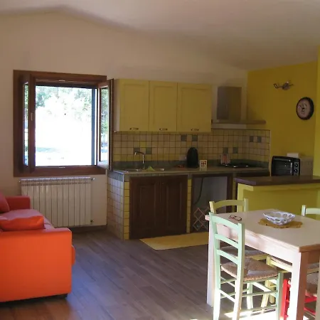 Casa Tra Mare E Campagna シニスコーラ